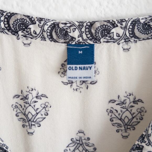 Old Navy Bohemian Floral Peasant Blouse Medium - Picture 6 of 7